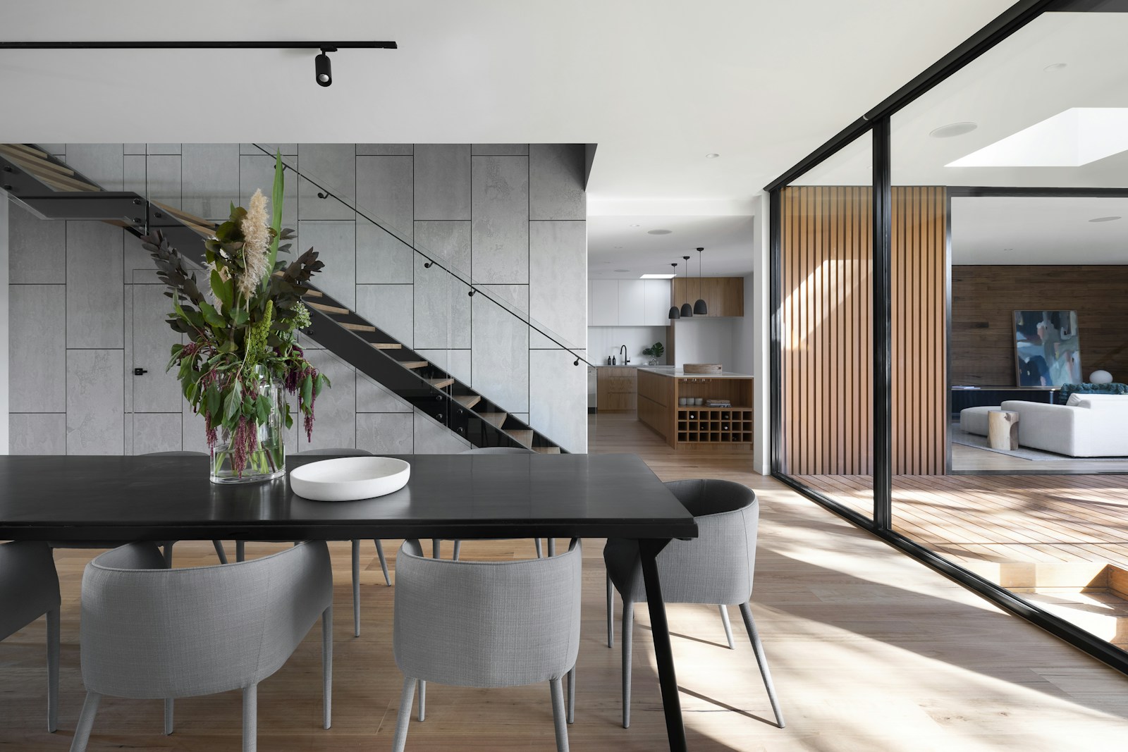 Natural material detailing in a contemporary home